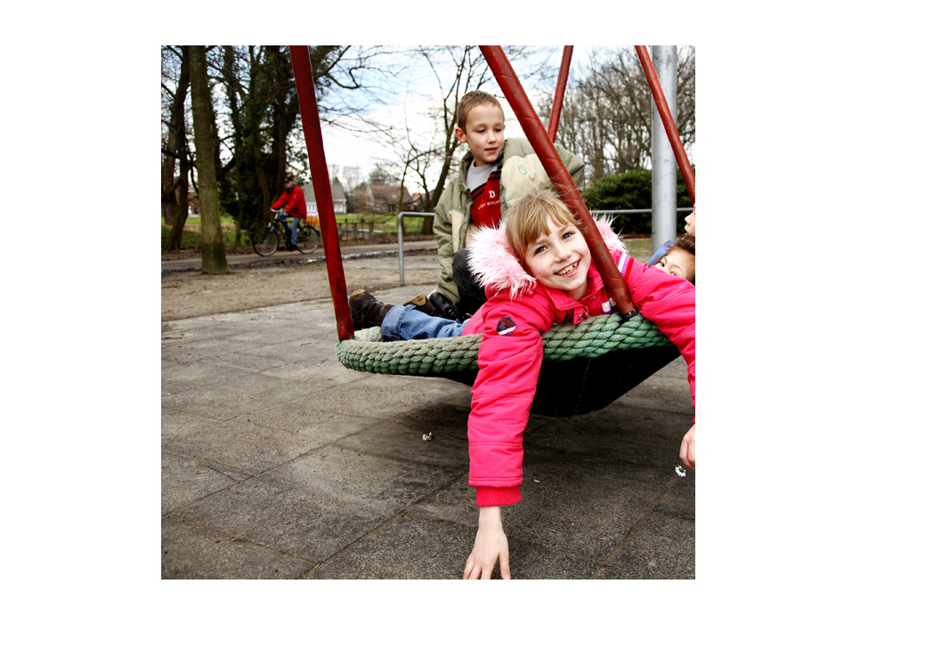 0037_schommelen